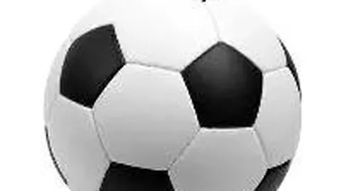 黄子韬父遗产百亿引热议，炫富行为网友观点不一