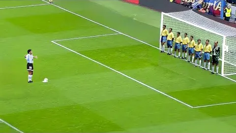 揭秘英超半程实力榜：阿森纳领跑，曼联紧随其后，利物浦与切尔西并列中游！